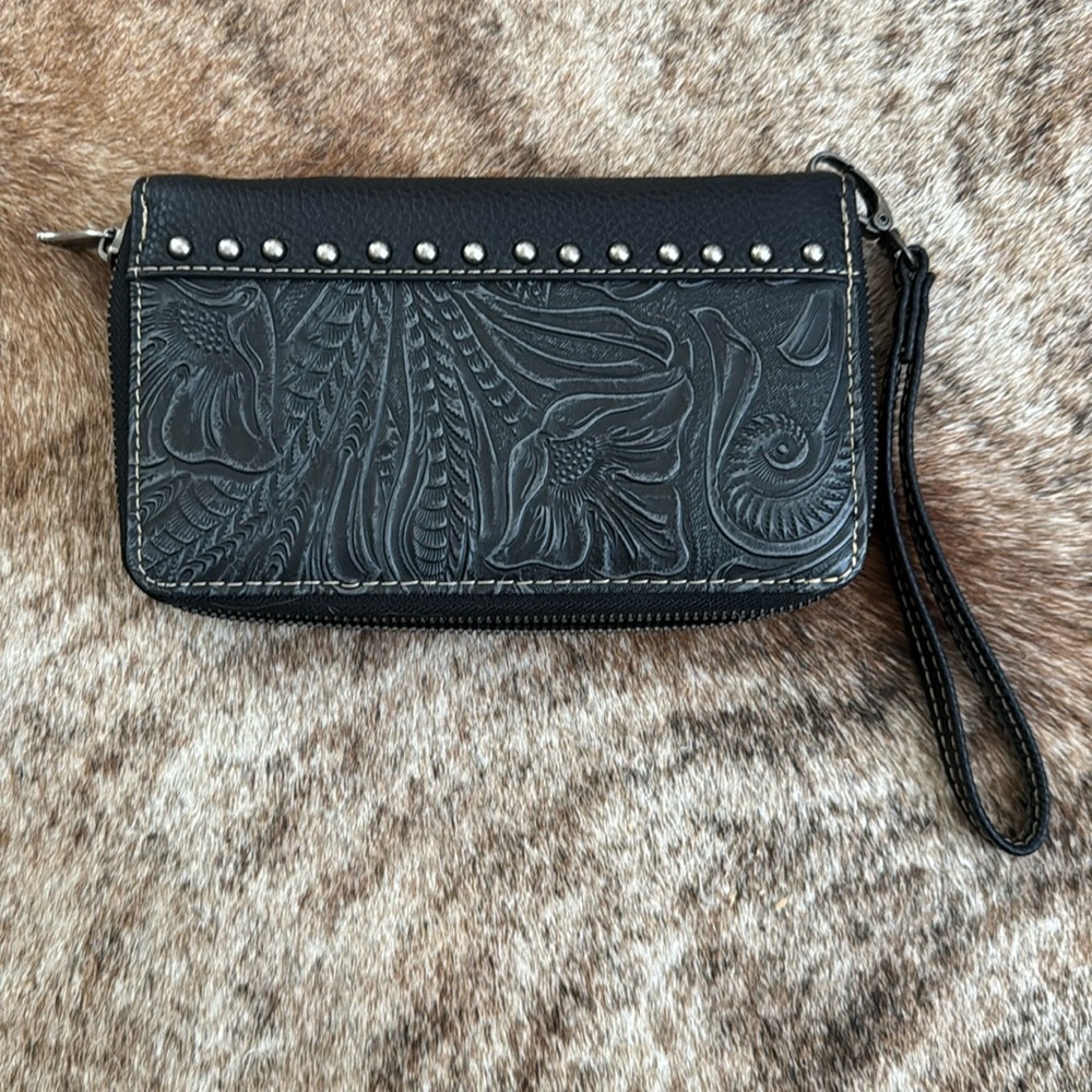 Trinity Ranch line by Montana West western wallet, new with no tag